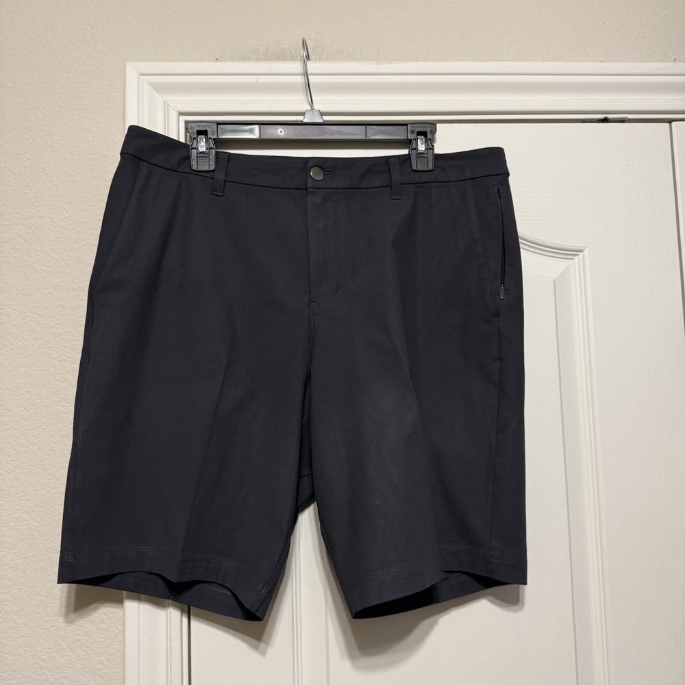 Lululemon Commission Relaxed-Fit Shorts 10" Warpstreme Mens 34* Black/Charcoal